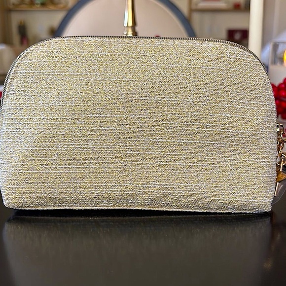 Dior 2024 Holiday Gold Cosmetic Pouch Limited Edition - Picture 4 of 10